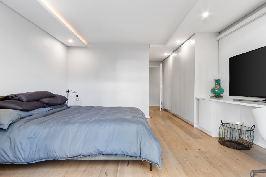 2 Bedroom Property for Sale in Sea Point Western Cape
